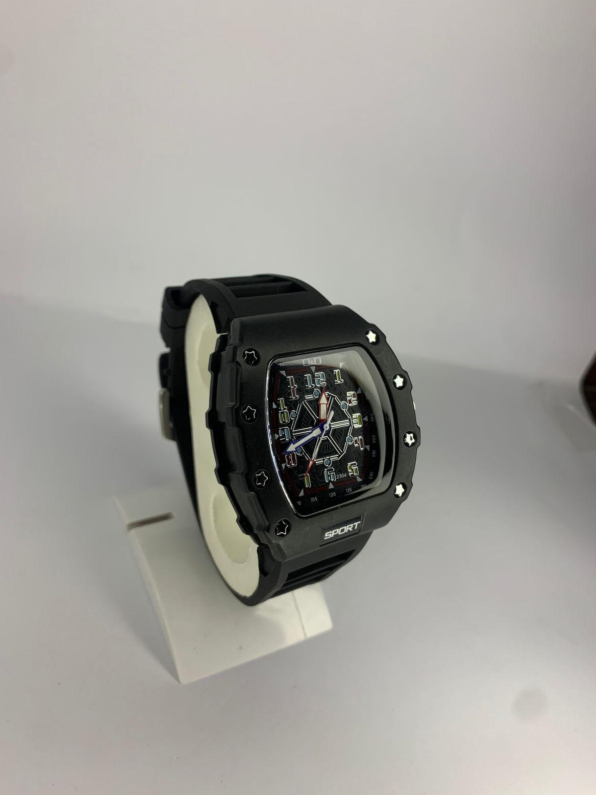 Q&Q Sport Watch for Men – Bold, Rugged & Stylish