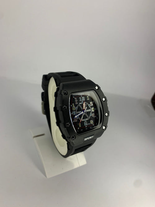 Q&Q Sport Watch for Men – Bold, Rugged & Stylish